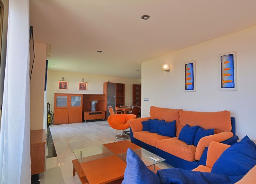 Resale - Apartment - Middle Floor Apartment - Fuengirola - Fuengirola Centro