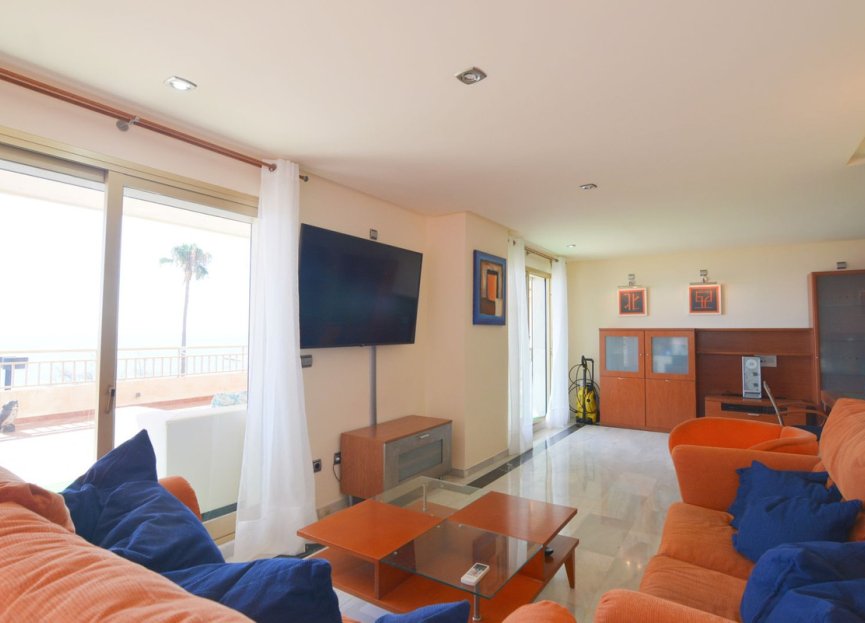 Resale - Apartment - Middle Floor Apartment - Fuengirola - Fuengirola Centro