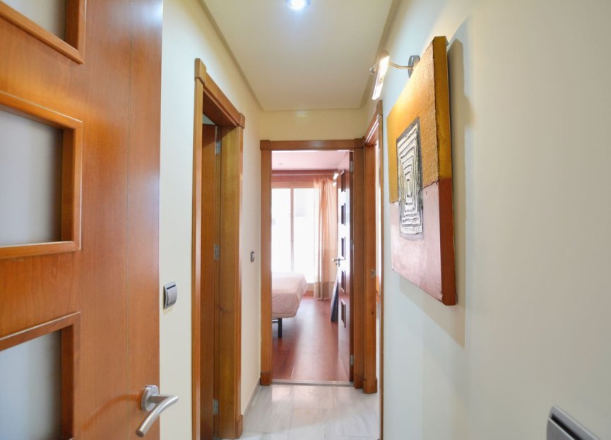 Resale - Apartment - Middle Floor Apartment - Fuengirola - Fuengirola Centro