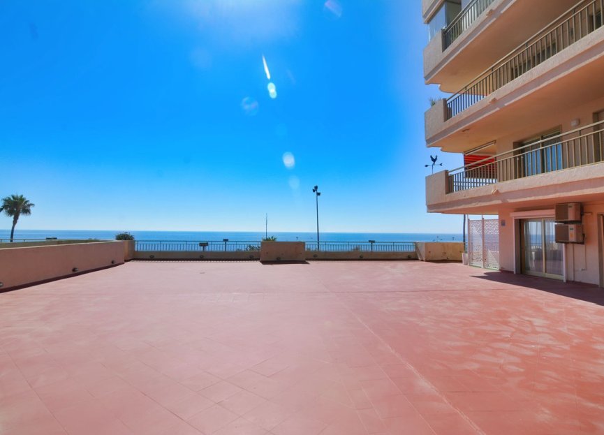 Resale - Apartment - Middle Floor Apartment - Fuengirola - Fuengirola Centro