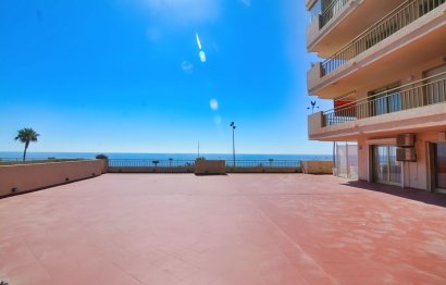 Resale - Apartment - Middle Floor Apartment - Fuengirola - Fuengirola Centro