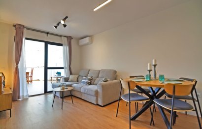 Resale - Apartment - Middle Floor Apartment - Fuengirola - Fuengirola Centro