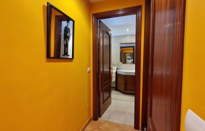 Resale - Apartment - Middle Floor Apartment - Marbella - Nueva Andalucia