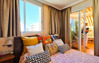 Resale - Apartment - Middle Floor Apartment - Marbella - Nueva Andalucia