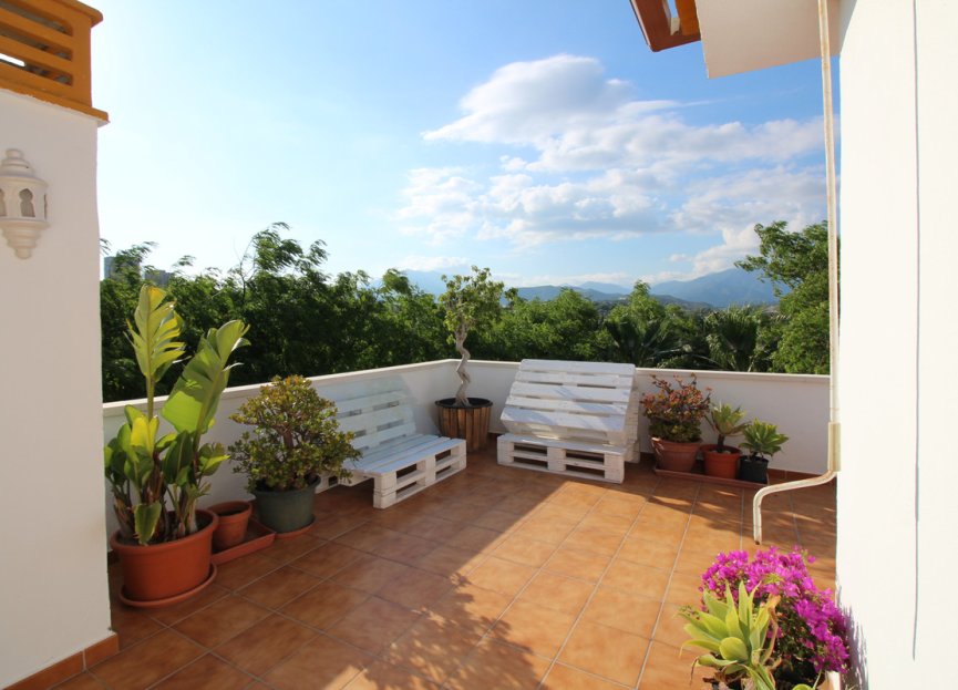 Resale - Apartment - Penthouse - Marbella - Nueva Andalucia