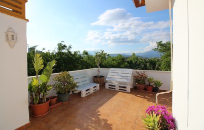 Resale - Apartment - Penthouse - Marbella - Nueva Andalucia