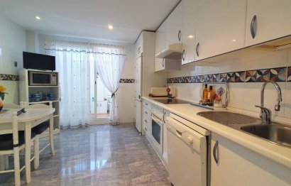 Resale - House - Semi-Detached House - Estepona - Selwo