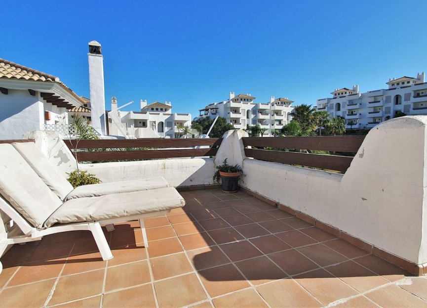 Resale - House - Semi-Detached House - Estepona - Selwo