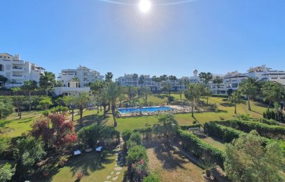 Resale - House - Semi-Detached House - Estepona - Selwo