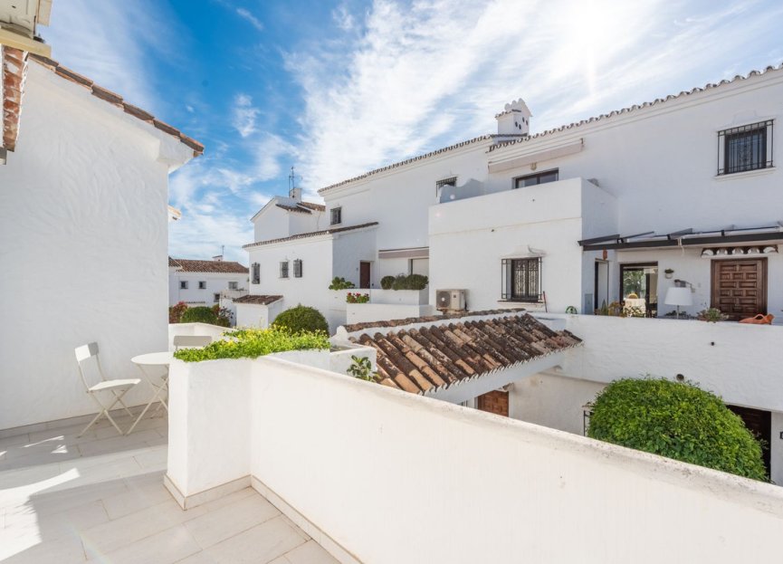 Resale - House - Townhouse - Marbella - Nueva Andalucia