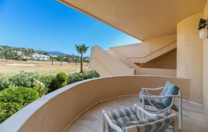 Resale - Apartment - Middle Floor Apartment - Marbella - Nueva Andalucia