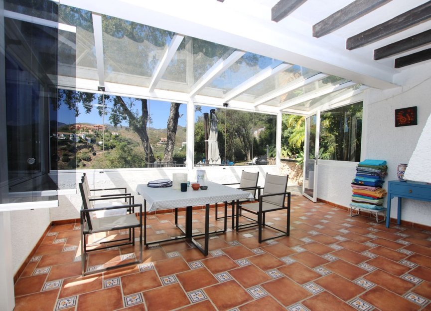 Resale - House - Detached Villa - Marbella - El Rosario