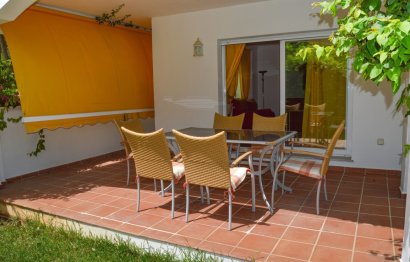 Resale - Apartment - Ground Floor Apartment - Marbella - Nueva Andalucia