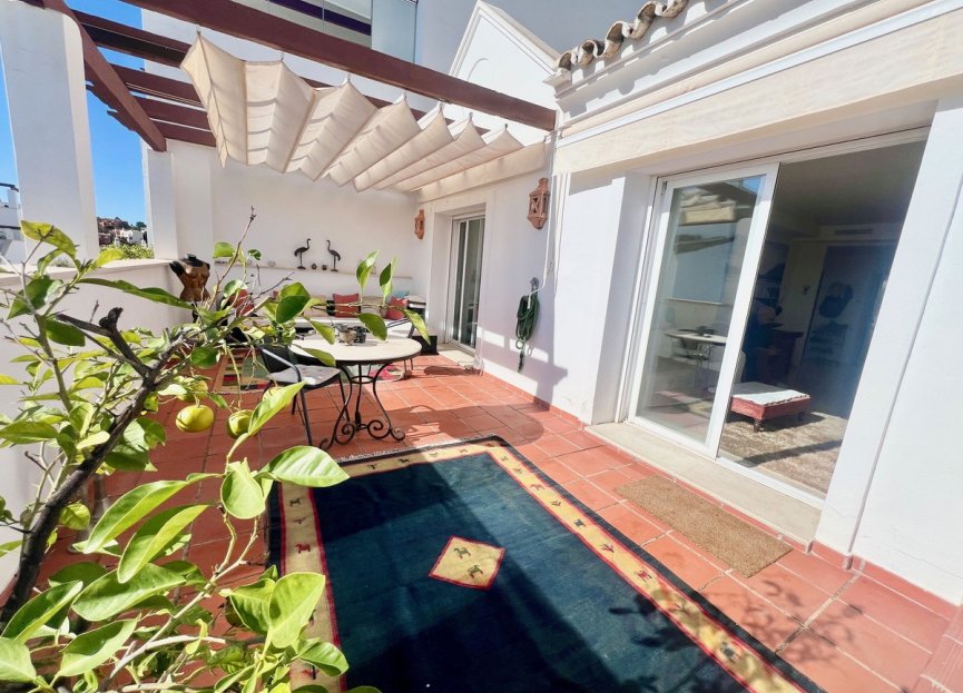 Resale - Apartment - Top Floor Apartment - Marbella - Aloha