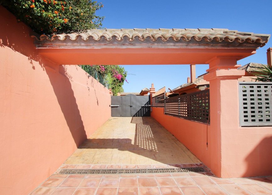 Resale - House - Detached Villa - Benalmádena - La Capellania