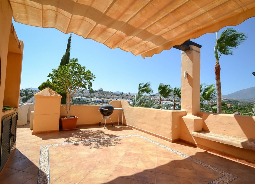 Resale - Apartment - Penthouse - Estepona - Atalaya