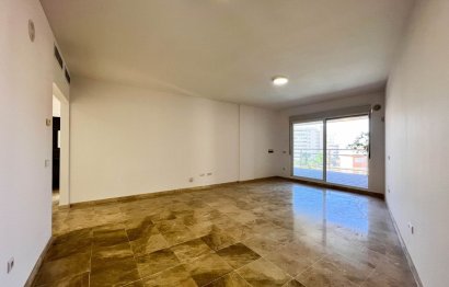 Resale - Apartment - Middle Floor Apartment - Fuengirola - Fuengirola Centro