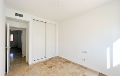 Resale - Apartment - Middle Floor Apartment - Fuengirola - Fuengirola Centro