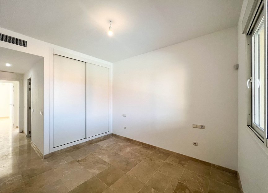 Resale - Apartment - Middle Floor Apartment - Fuengirola - Fuengirola Centro