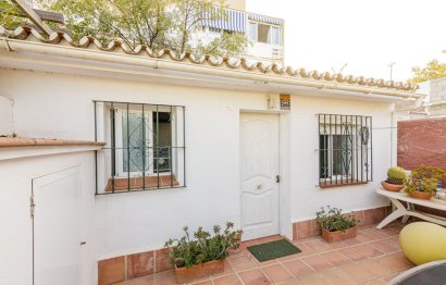 Reventa - House - Detached Villa - Benalmádena - Benalmadena Centro