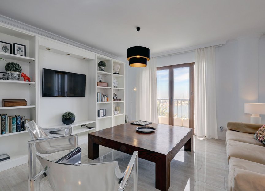 Resale - Apartment - Penthouse - Manilva - La Duquesa