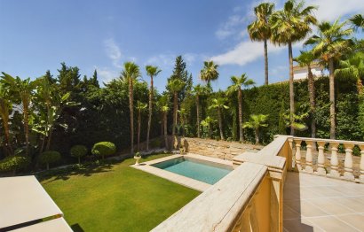 Resale - House - Detached Villa - Marbella - Nueva Andalucia