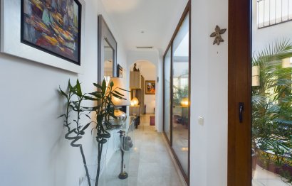 Resale - House - Detached Villa - Estepona - Estepona Centro