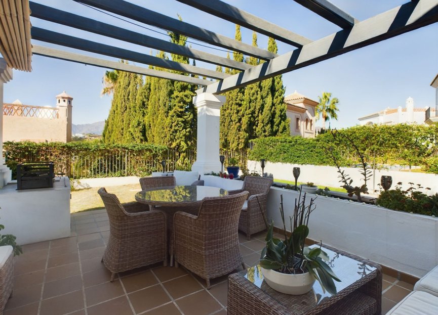 Resale - House - Detached Villa - Estepona - Estepona Centro