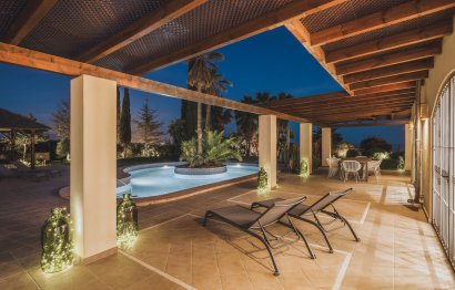 Resale - House - Detached Villa - Estepona - Estepona Centro