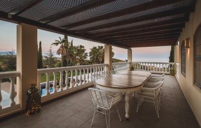 Resale - House - Detached Villa - Estepona - Estepona Centro