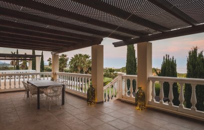 Resale - House - Detached Villa - Estepona - Estepona Centro