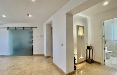 Resale - Apartment - Penthouse - Marbella - Río Real