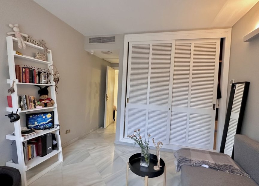 Resale - Apartment - Middle Floor Apartment - Marbella - The Golden Mile