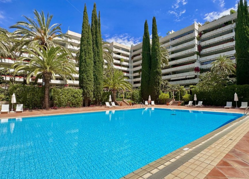 Resale - Apartment - Middle Floor Apartment - Marbella - The Golden Mile