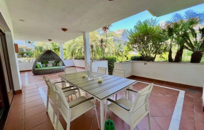 Resale - Apartment - Ground Floor Apartment - Marbella - The Golden Mile