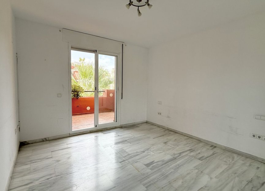 Resale - Apartment - Middle Floor Apartment - Marbella - The Golden Mile