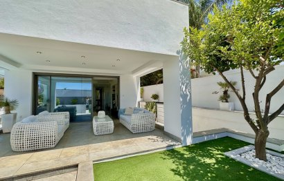 Resale - House - Detached Villa - Marbella - Nagüeles