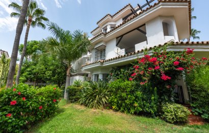 Resale - Apartment - Penthouse - Marbella - Nueva Andalucia