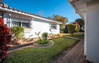 Resale - House - Detached Villa - Benalmádena - Benalmadena Centro