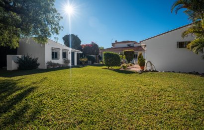 Resale - House - Detached Villa - Benalmádena - Benalmadena Centro