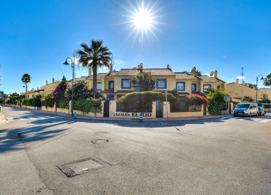 Resale - House - Townhouse - Marbella - Nueva Andalucia