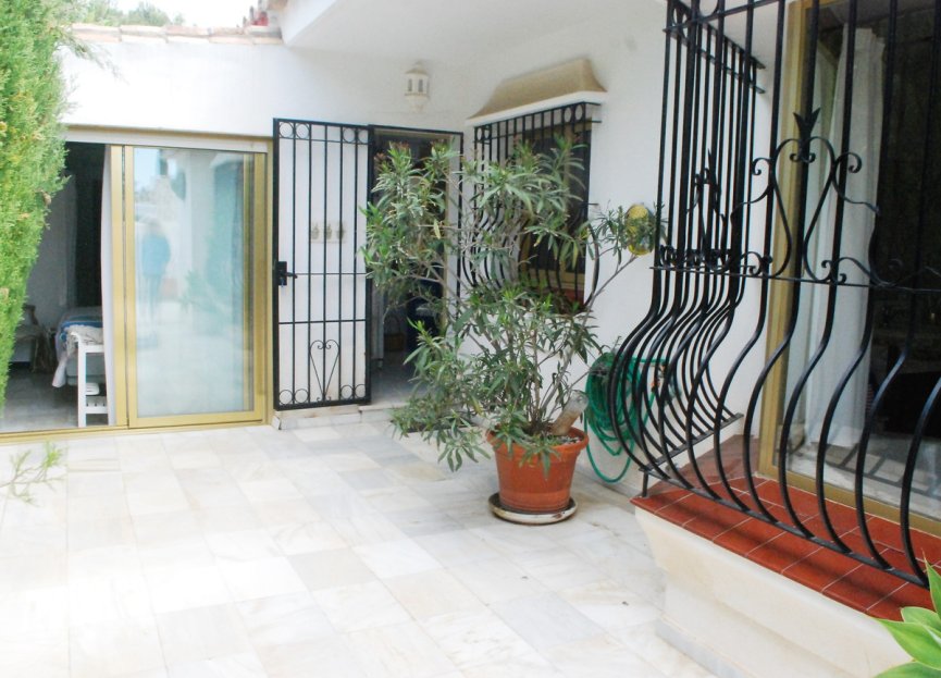 Resale - House - Detached Villa - Marbella - Las Chapas