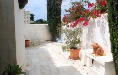 Resale - House - Detached Villa - Marbella - Las Chapas