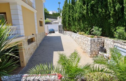 Resale - House - Detached Villa - Marbella - Las Chapas