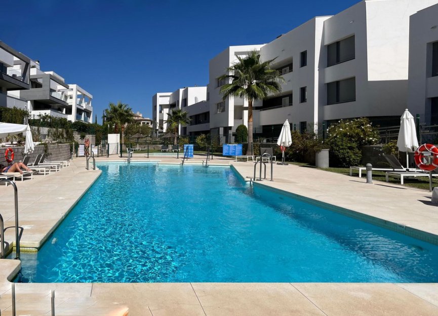 Resale - Apartment - Ground Floor Apartment - Estepona - Estepona Centro