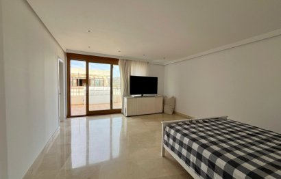 Resale - Apartment - Penthouse - Marbella - Marbella Centro