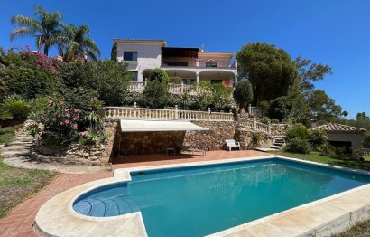 Resale - House - Detached Villa - Benahavís - Benahavís Centro