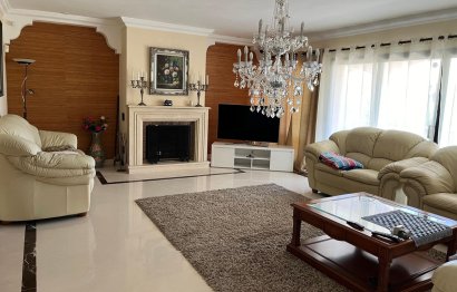 Reventa - House - Detached Villa - Benahavís - Benahavís Centro