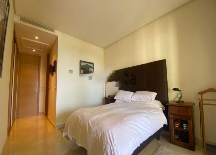 Resale - Apartment - Middle Floor Apartment - Benahavís - La Quinta