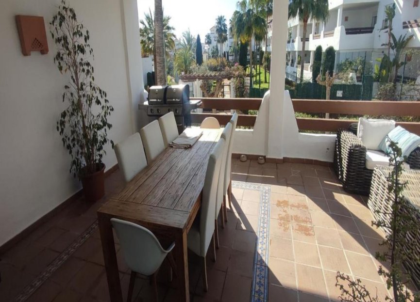 Resale - Apartment - Ground Floor Apartment - Estepona - Selwo